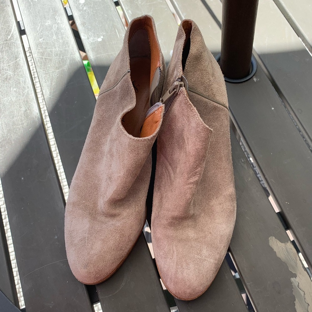 Lucky Brand Tan Ankle Booties